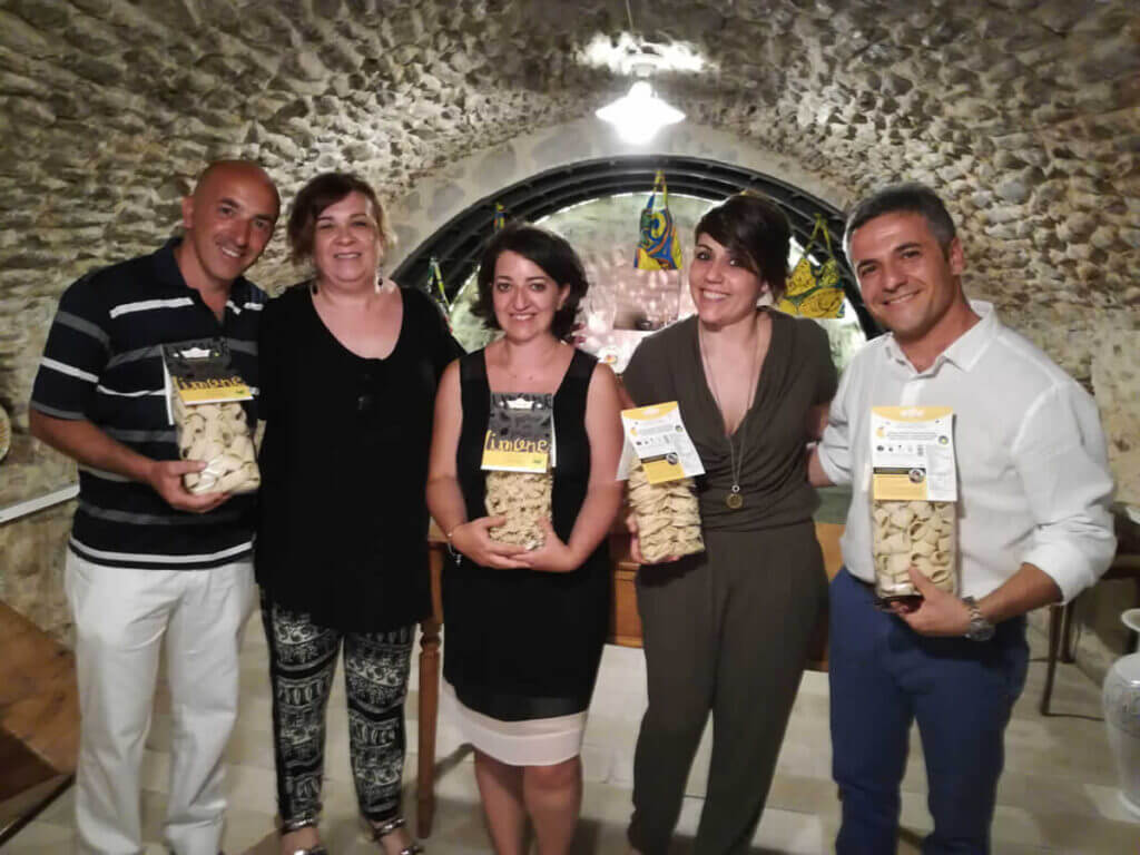 Studio La Regina - presentazione Pasta Conte a Rocca Imperiale