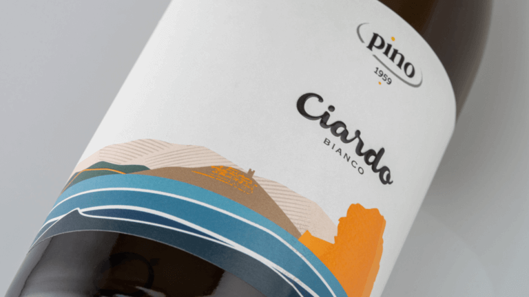 L’etichetta del vino Ciardo pubblicata su Packaging of the World e da Fonts In Use
